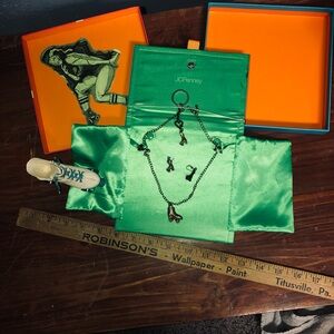 Roller skater gift pack